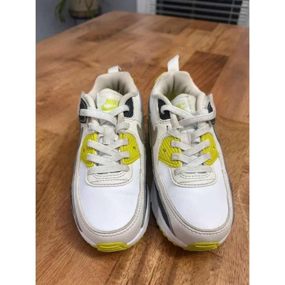 10C Nike Air Max 90 EasyOn